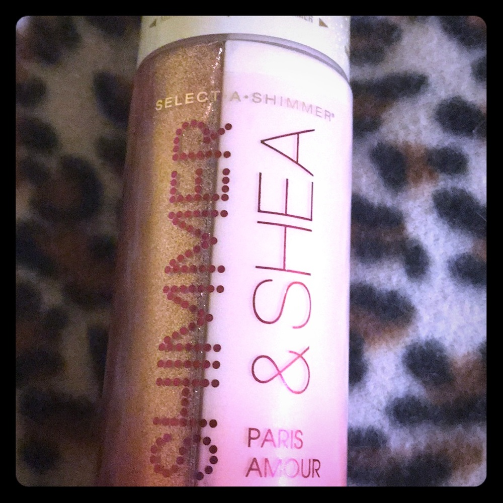 Bath and Body Works ✨ Shimmer & Shea lotion
